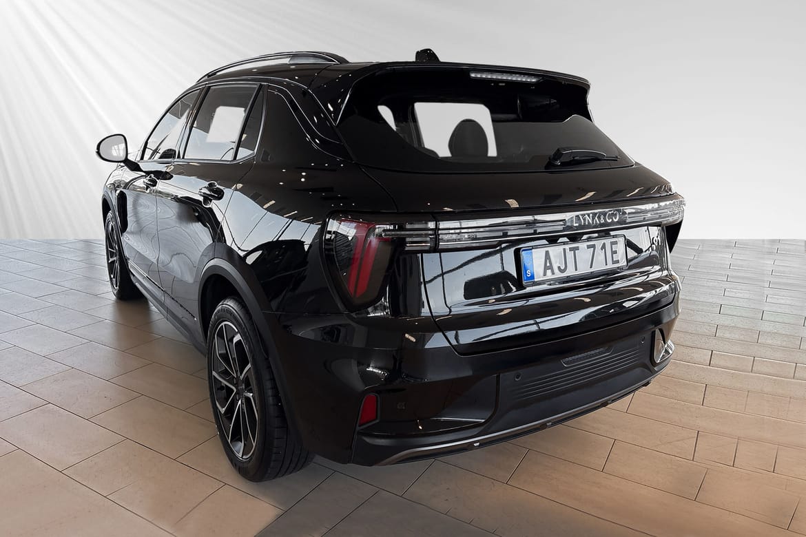 Lynk & Co 01 Core PHEV 2025, bild 3/10