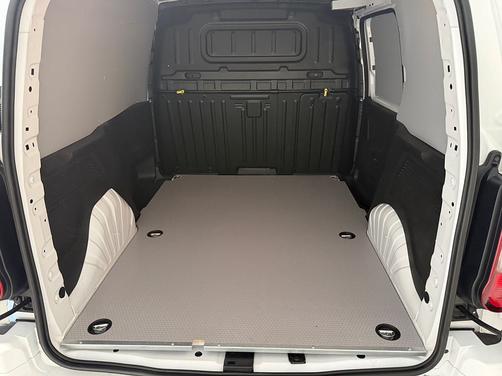 Opel Combo Cargo 1.5 BlueHDi 130 EAT Euro 6 Värmare Drag thumbnail