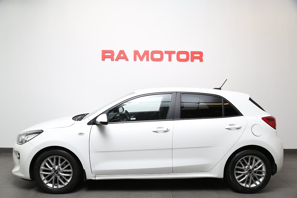 Kia Rio 1,0 T-GDI 120hk Aut Kamera CarPlay Motorv Drag
