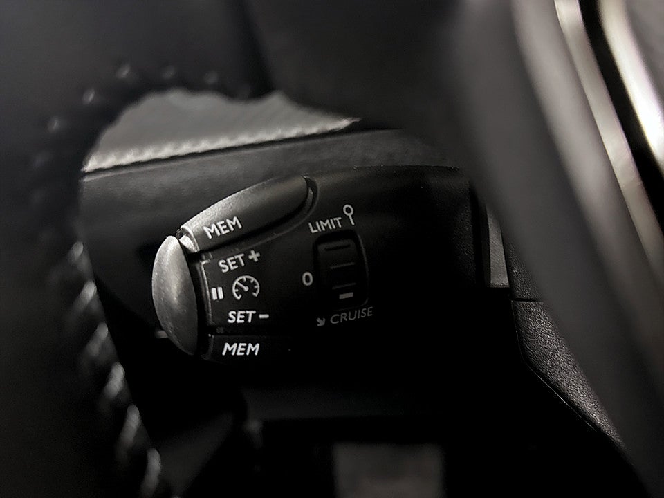 Bild på Peugeot 208 Style Hybrid 100hk Aut CARPLAY FARTHÅLLARE