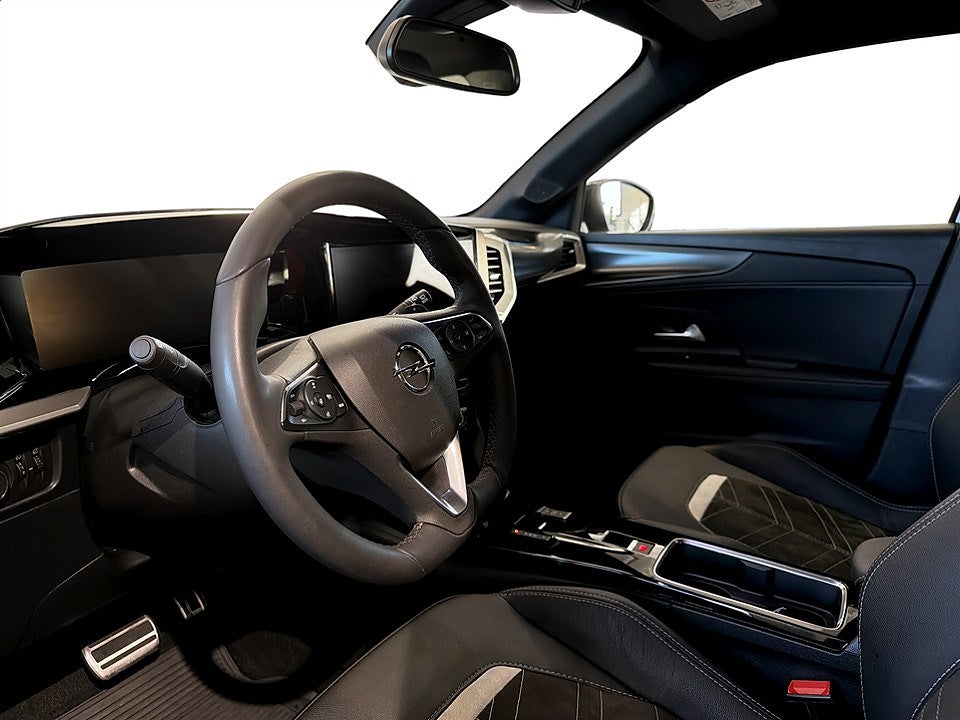 Bild på Opel Mokka Ultimate 1.2 Turbo 130hk Aut - B-KAMERA, CARPLAY