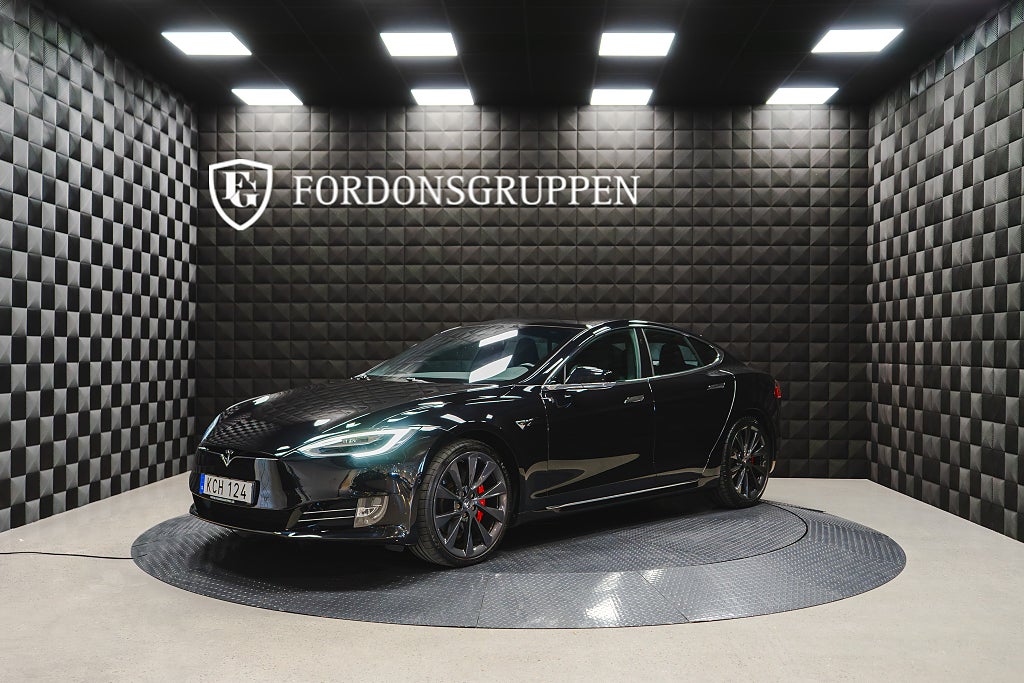 Tesla Model S 2018