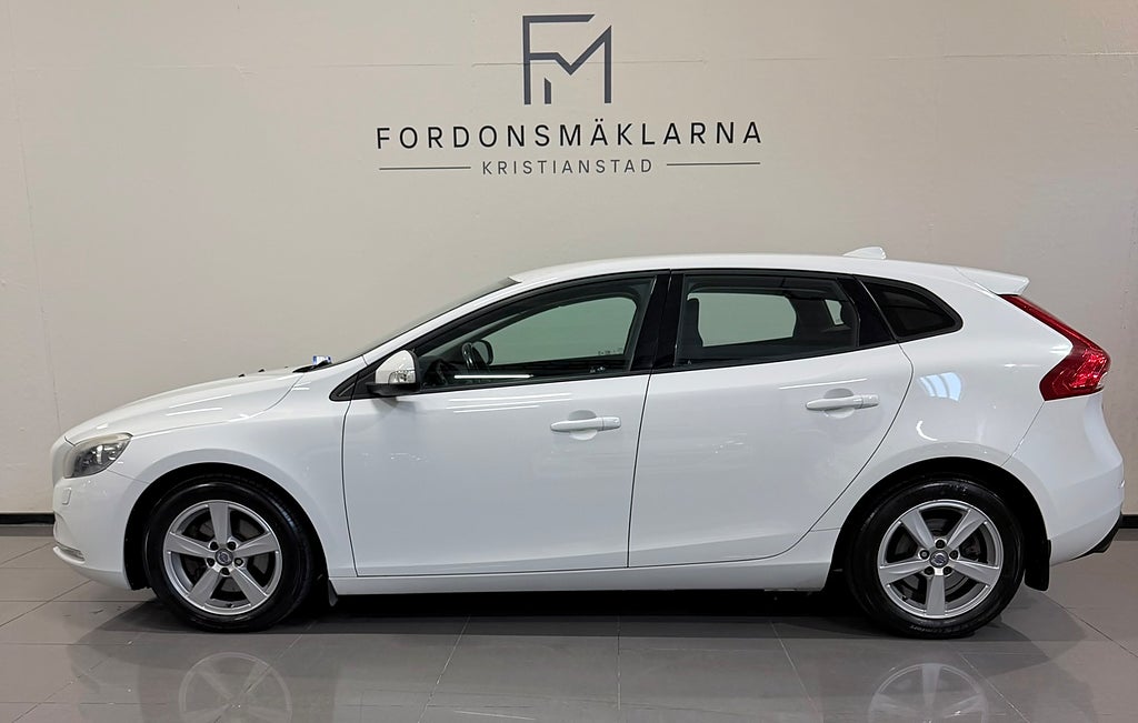 Volvo V40 T2 Your Kinetic, Värmare, Vinterhjul, Kamrem bytt
