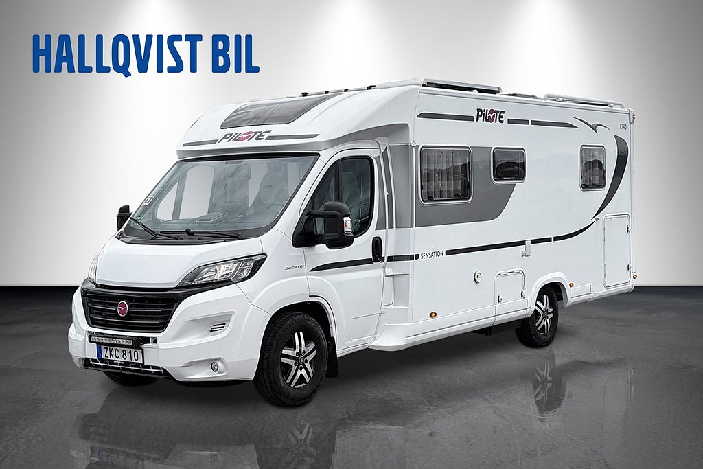 Pilote P 740 Sensation Quennbed Alde Solcell Litium AC bodel 4400kg tot