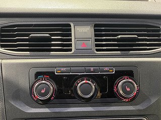 Transportbil - Skåp Volkswagen Caddy 19 av 22