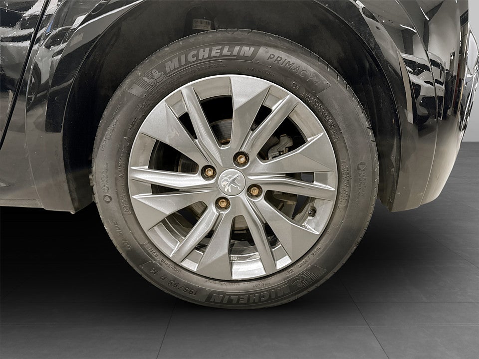 Bild på Peugeot E-208 Active Pack 50kWh 136hk Aut CARPLAY BACKSENSORER