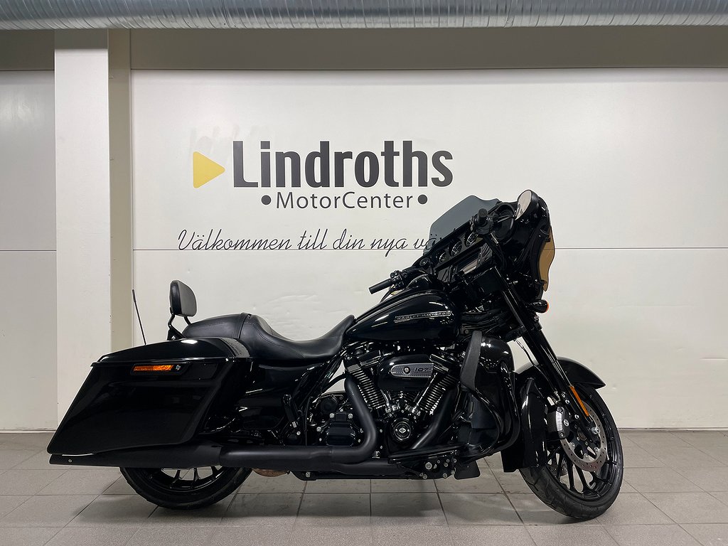 Harley-Davidson Street Glide S Black Edition  " FRI FRAKT "