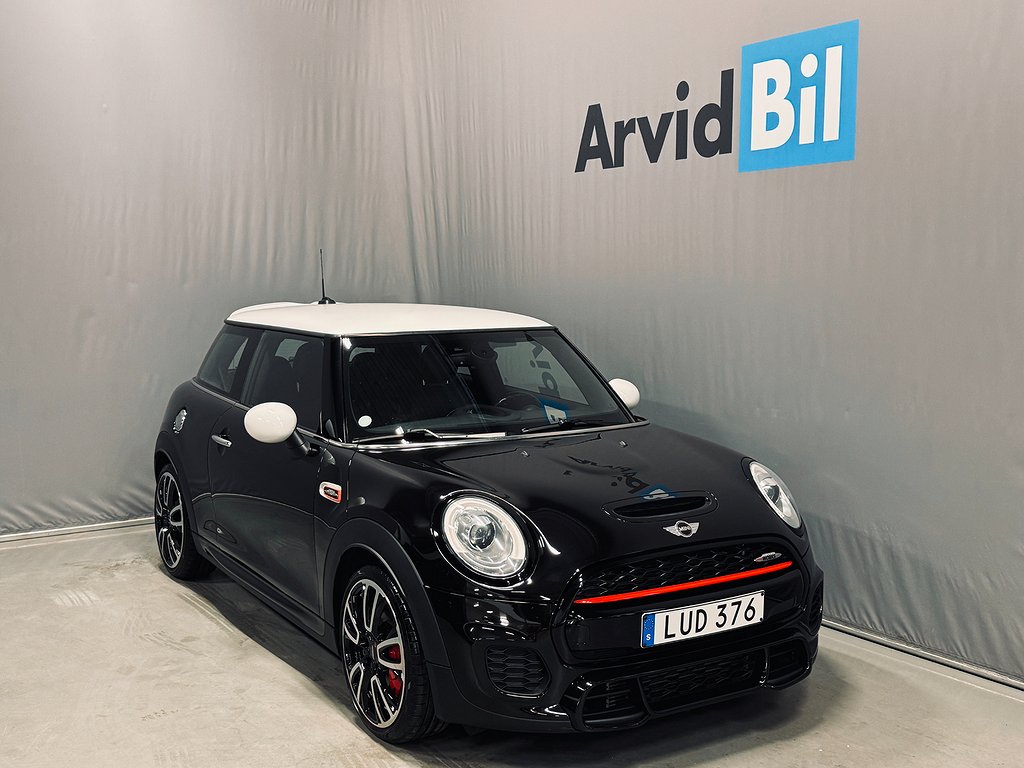 MINI John Cooper Works 231hk GPS PDC Chili II Wired Se Spec