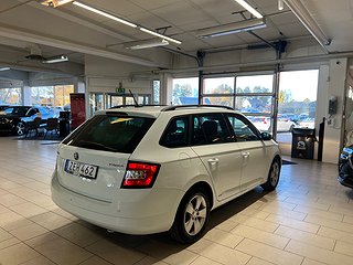 Skoda Fabia Kombi 1.0 TSI Style Mvärmare/P-sensor/S&V-däck