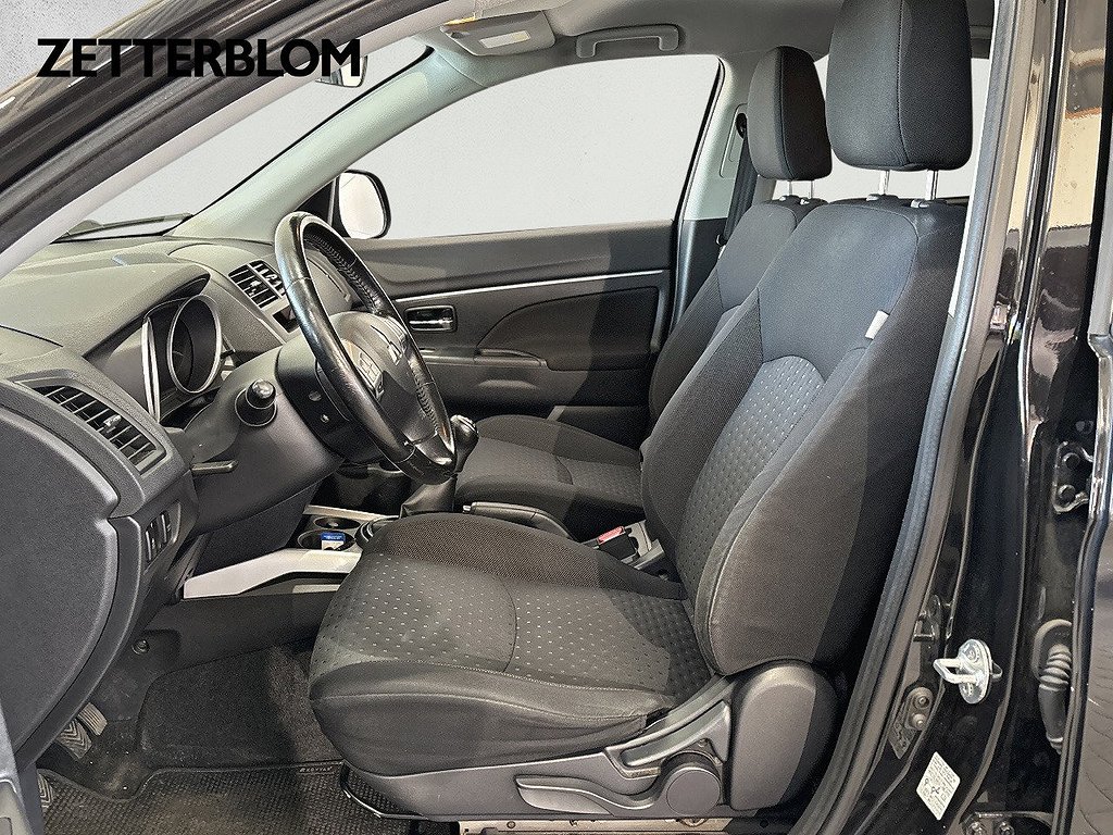 Kombi Mitsubishi ASX 7 av 15