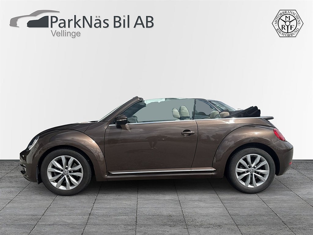 Volkswagen Beetle CAB 160 TSI DSG PREMIUM
