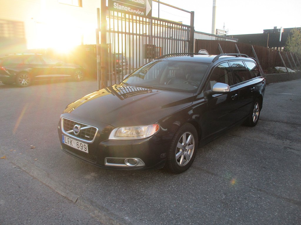 Volvo V70 2.5T Flexifuel DRIVe, Auto , R-Design Euro 5