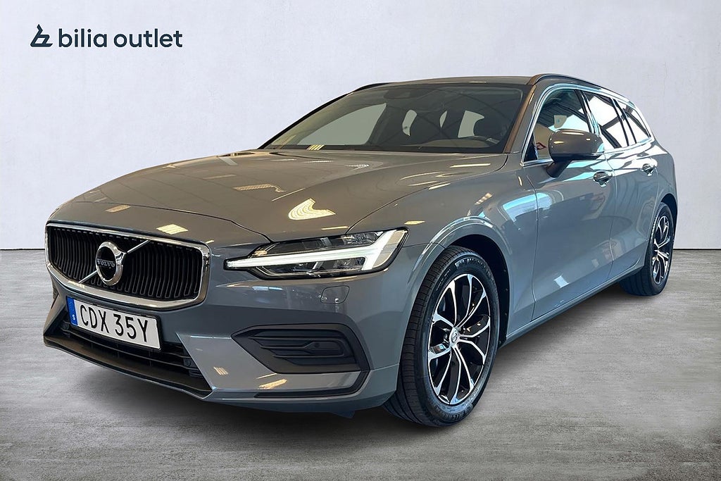 Volvo V60 B4 Momentum 197hk / Värmare Navi Kamera CarPlay VOC