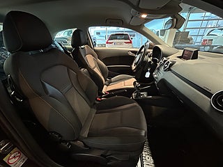 Audi A1 1.6 TDI Proline MoK/SoV/Kamrem Bytt/AC