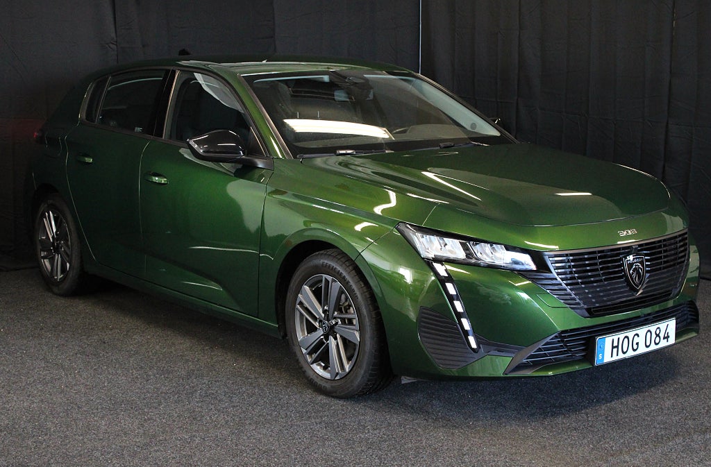 Peugeot 308 1.2 PureTech 110hk |Trådlös CarPlay|PDC|Keyless|Cockpit