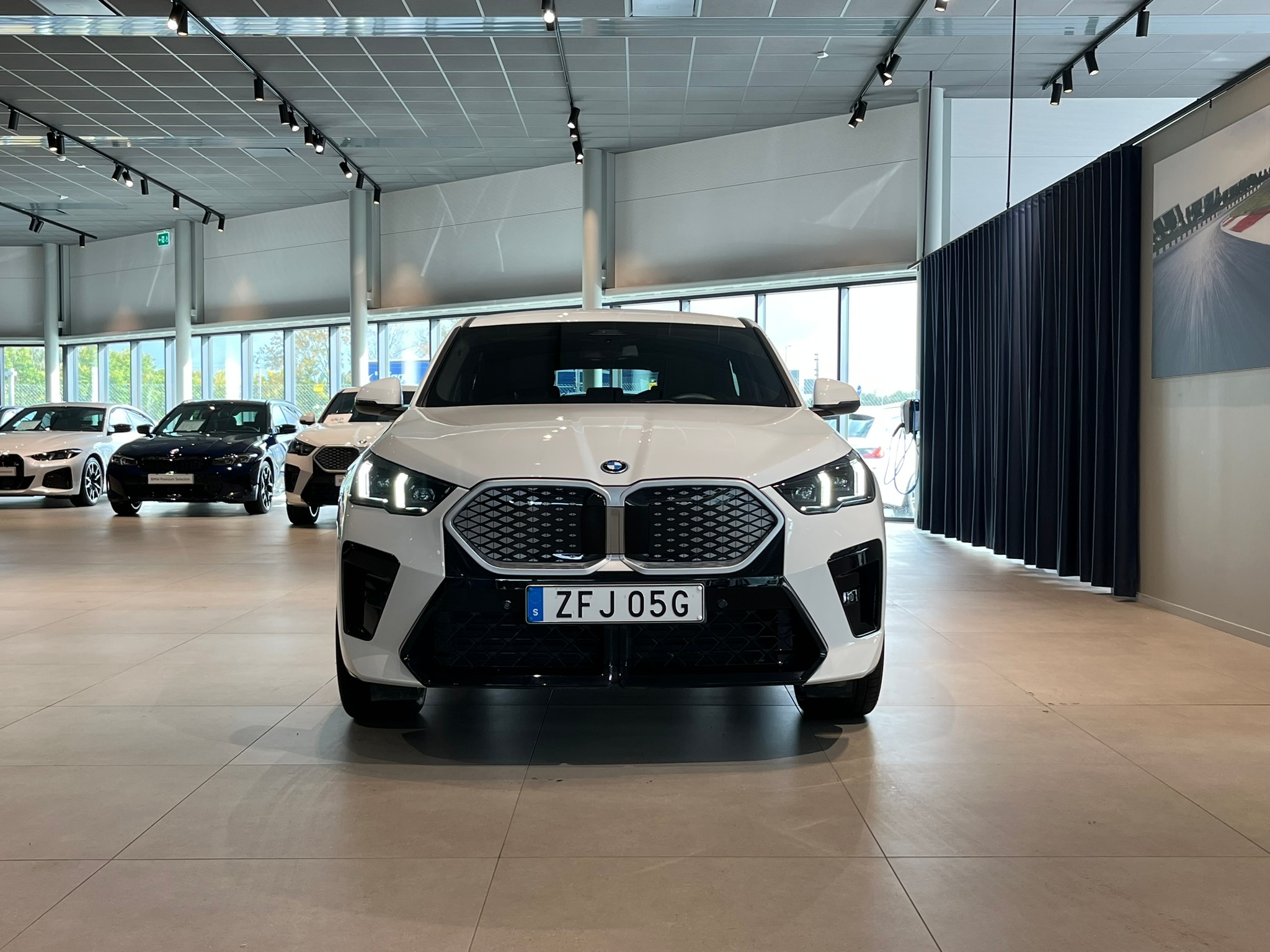 BMW iX2 2026, bild 2/52