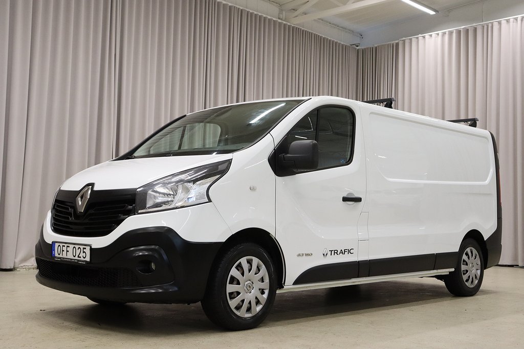 Renault trafic 120HK L2 Inredning Drag Värmare EnÄgare  Moms