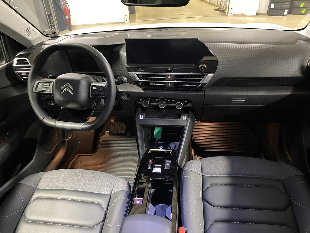 Bild på Citroën C4 X Shine 1.2 PT 130hk Aut - RATTVÄRME