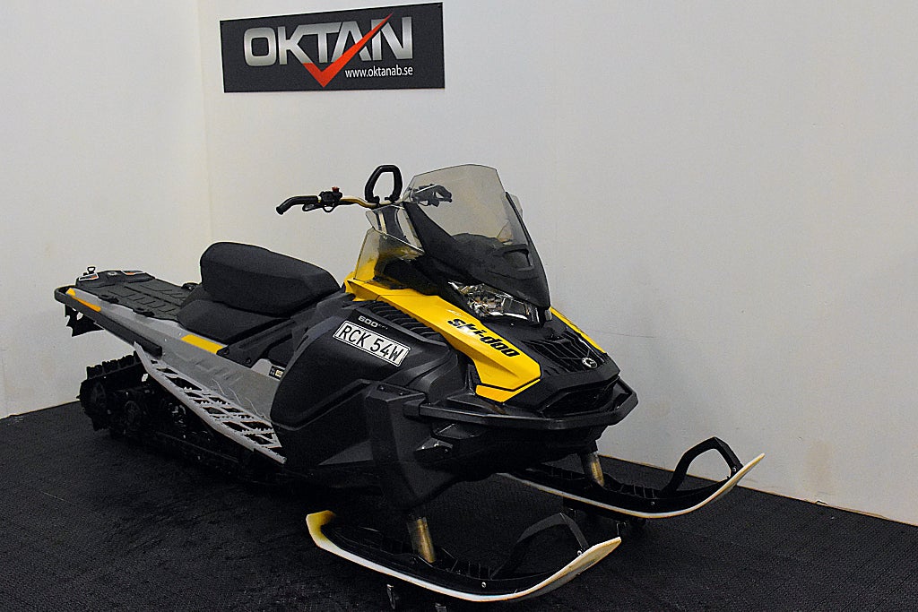Ski-Doo Tundra LT 600 EFI