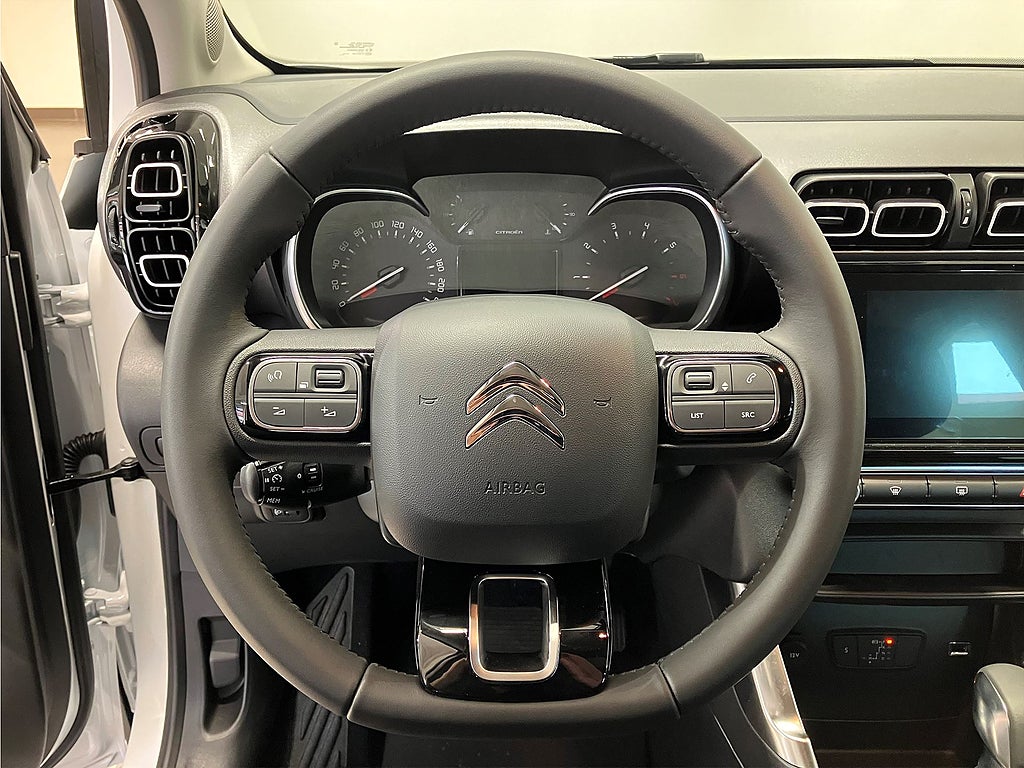 Bild på Citroën C3 Aircross FL Shine PureTech 130hk Aut - DEMO