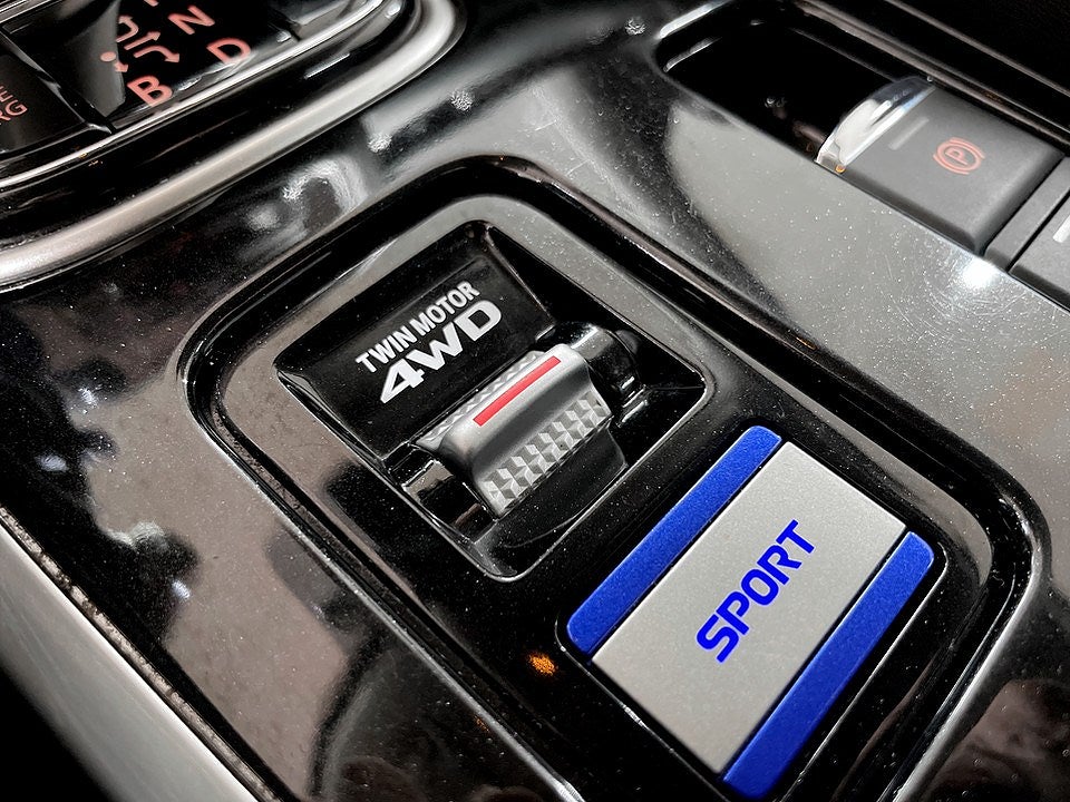 Bild på Mitsubishi Outlander Comfort PHEV 224hk Aut 4WD - B-KAMERA, RATTVÄRME