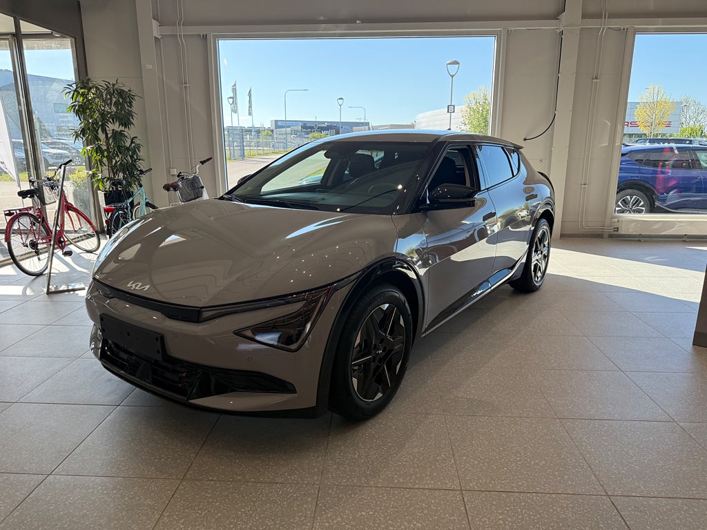 Kia EV6 Long Range PLUS 84 kWh AWD 325hk  *OMG LEV*