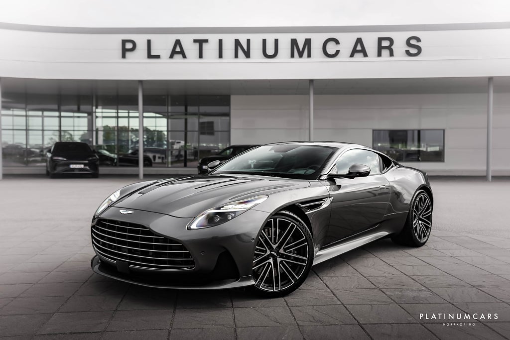 Aston Martin DB12 Coupé 680hk 2025 / "NY BIL" / LEASEBAR