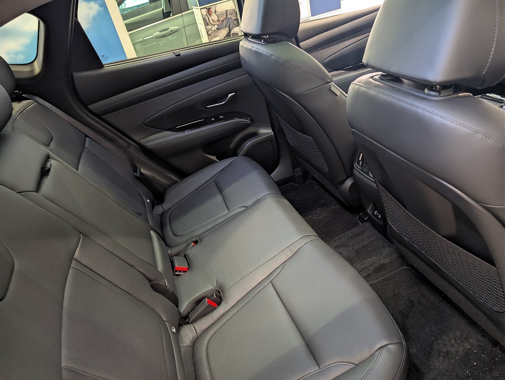 Hyundai Tucson Plug-In AWD *FÖRETAGSKAMPANJ* thumbnail