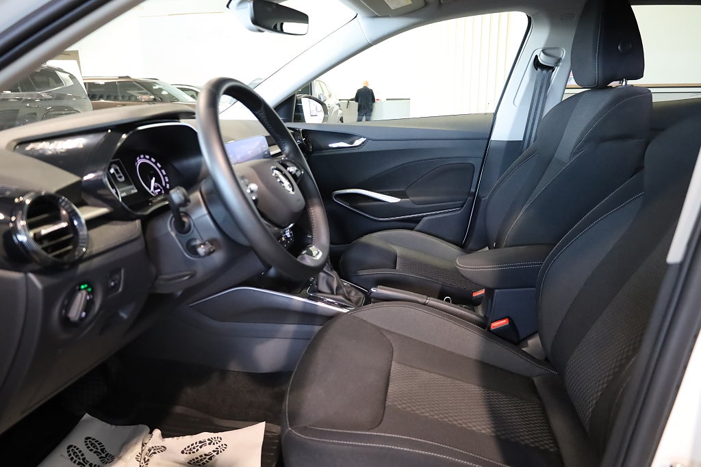 Skoda Fabia 1.0 TSI AUT Style CarPlay PDC Rattvärme Kamera 2023
