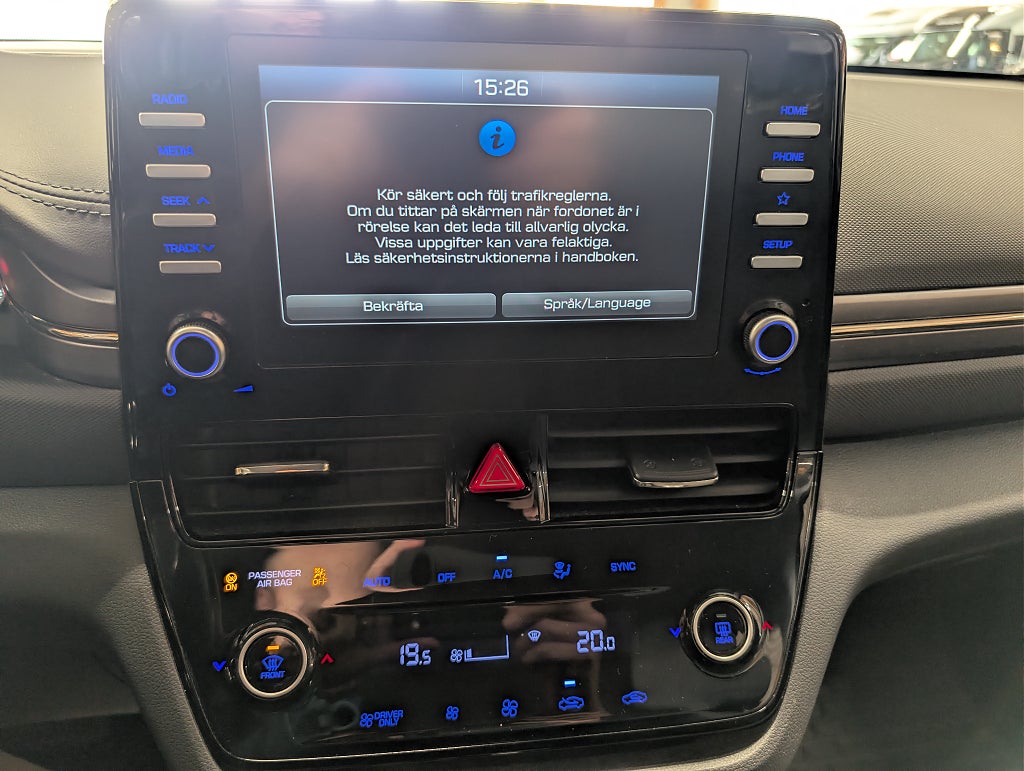 Hyundai IONIQ Plug-in 1.6 + 8.9kWh DCT Trend M-värm/kamera/SoV thumbnail