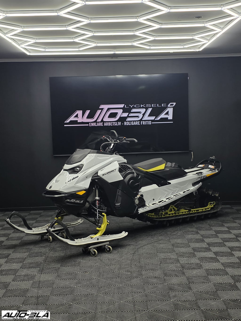 Ski-Doo Summit EDGE 850 E-TEC *Momsad