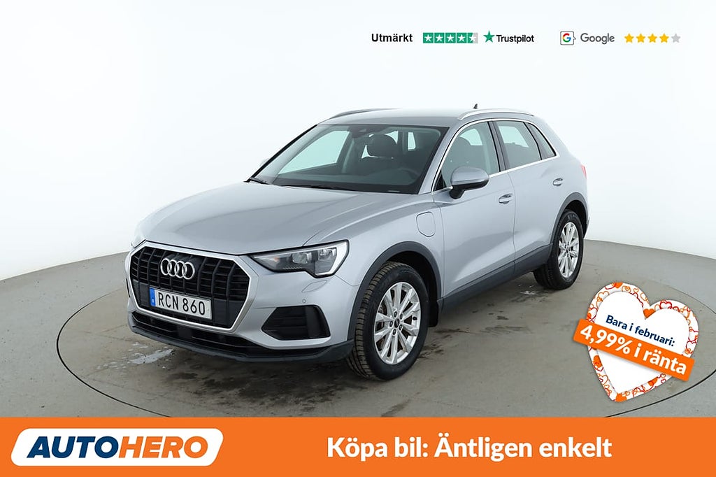 Audi Q3 45 TFSI e / Dragkrok, CarPlay, PDC