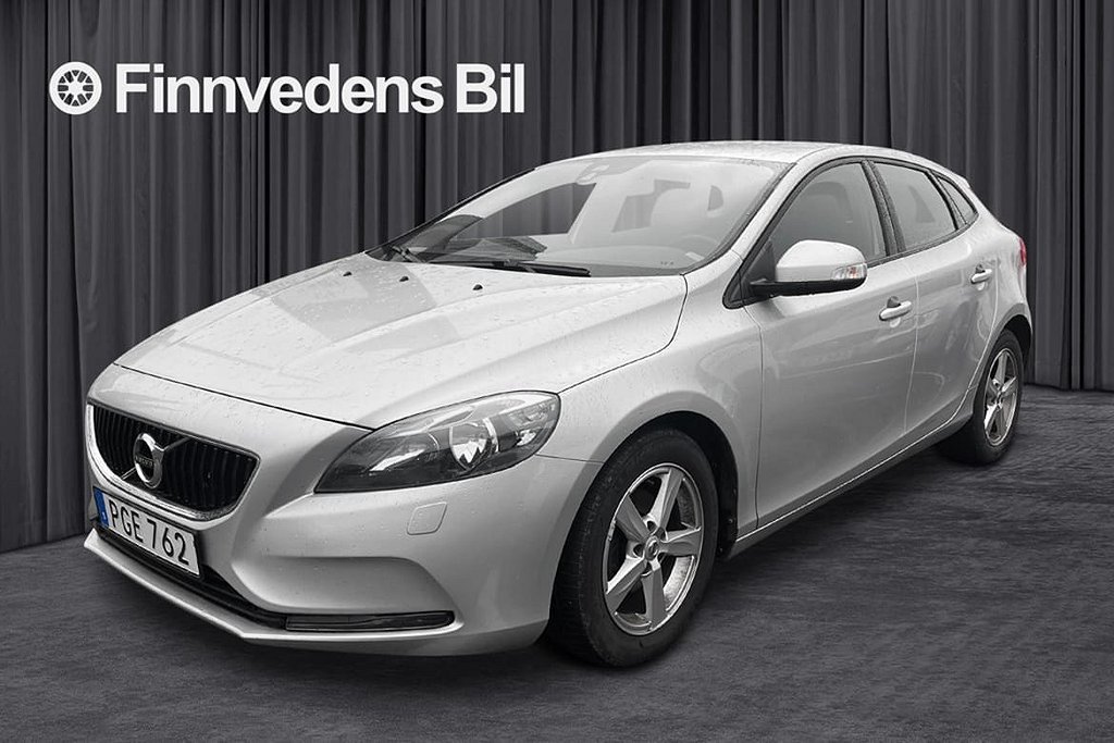 Volvo V40 D2 Business *V-hjul/Dragkrok/B-värmare*