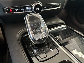 Volvo V60 Recharge T8 AWD Inscription Drag Kamera Mvärm Navi S&V