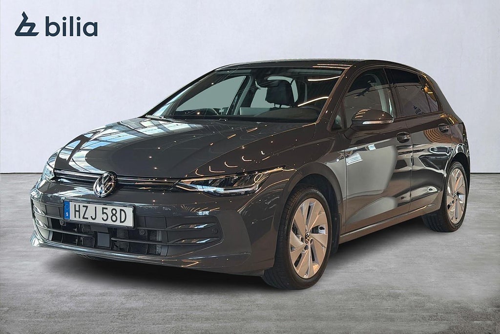 Volkswagen Golf 1.5 eTSI Aut | Backkamera | Rattvärme | PDC 