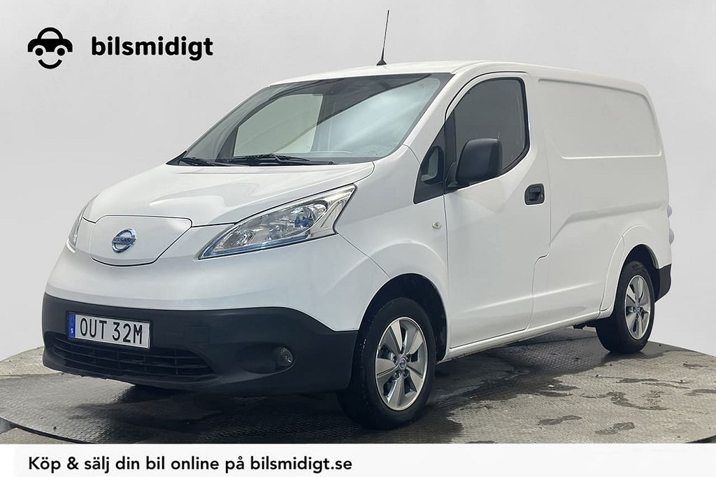 Nissan e-NV200 Van 40 kWh Värmare B-Kamera Navi Cockpit Moms