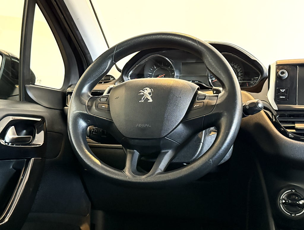 Peugeot 208  1.4 e-HDi EGS AUTOMAT NYBES P-SENSORER KAMREMBYTT