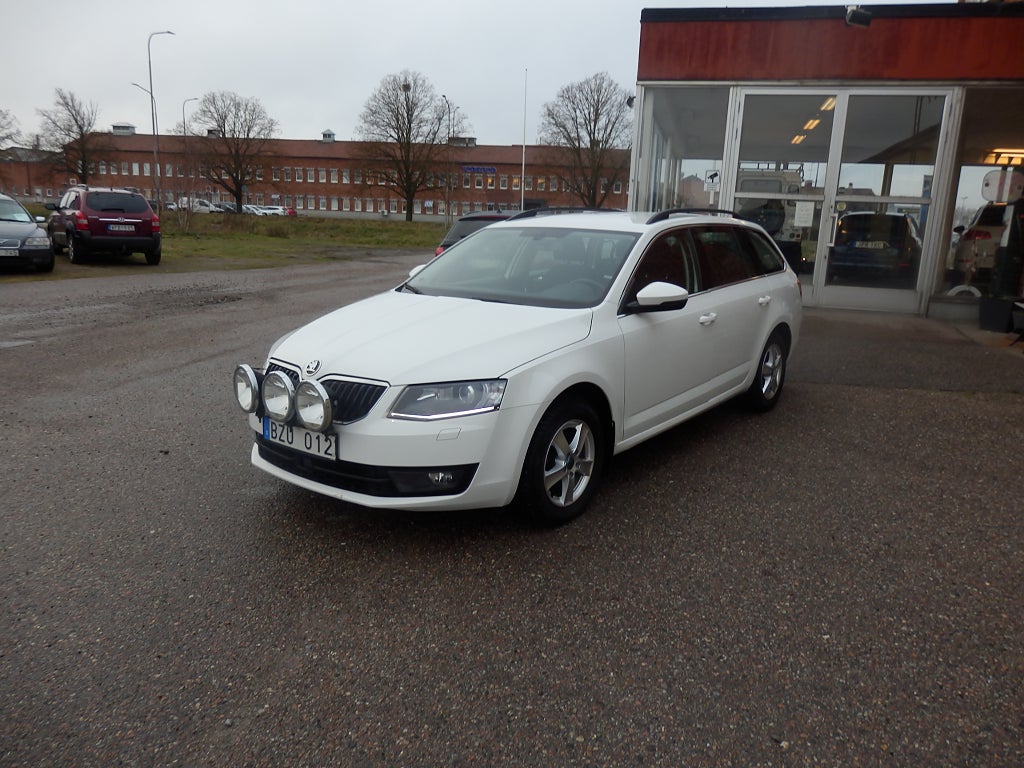 Skoda Octavia Kombi 1.6 TDI 4x4 Ambition, Plus Euro 5