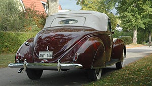 En fantastisk Lincoln Zephyr Convertible Coupe. Foto: Bilweb auctions