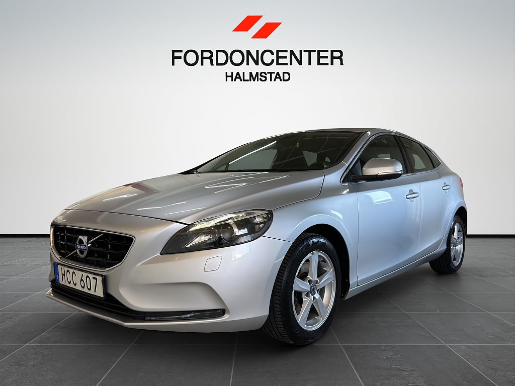 Volvo V40 D2 120hk Momentum Eu6, Cockpit|Värmare|Kamrem Bytt