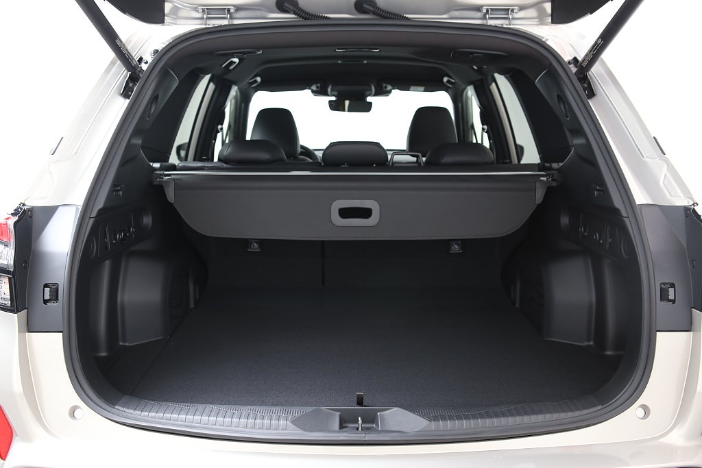 Subaru Forester 2.0 Limited vinterhjul & dragkrok!