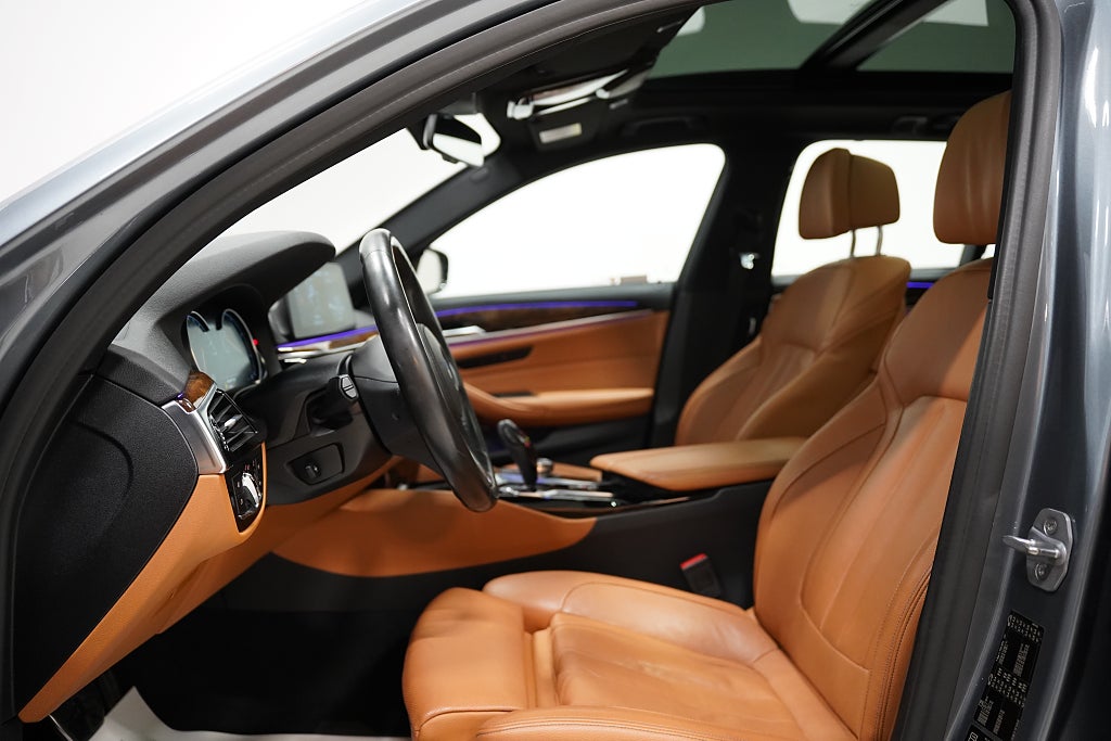 BMW 530D xDrive 265hk M Sport H/K Panorama HUD 360° Venti D-värm