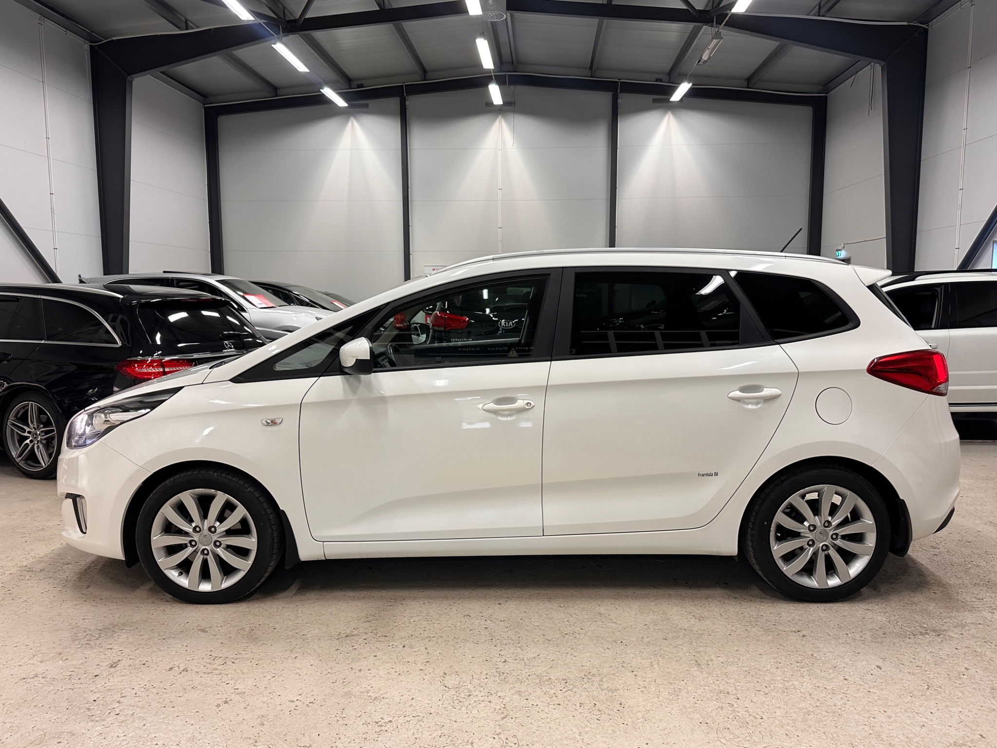 Kia Carens 2016, bild 3/46