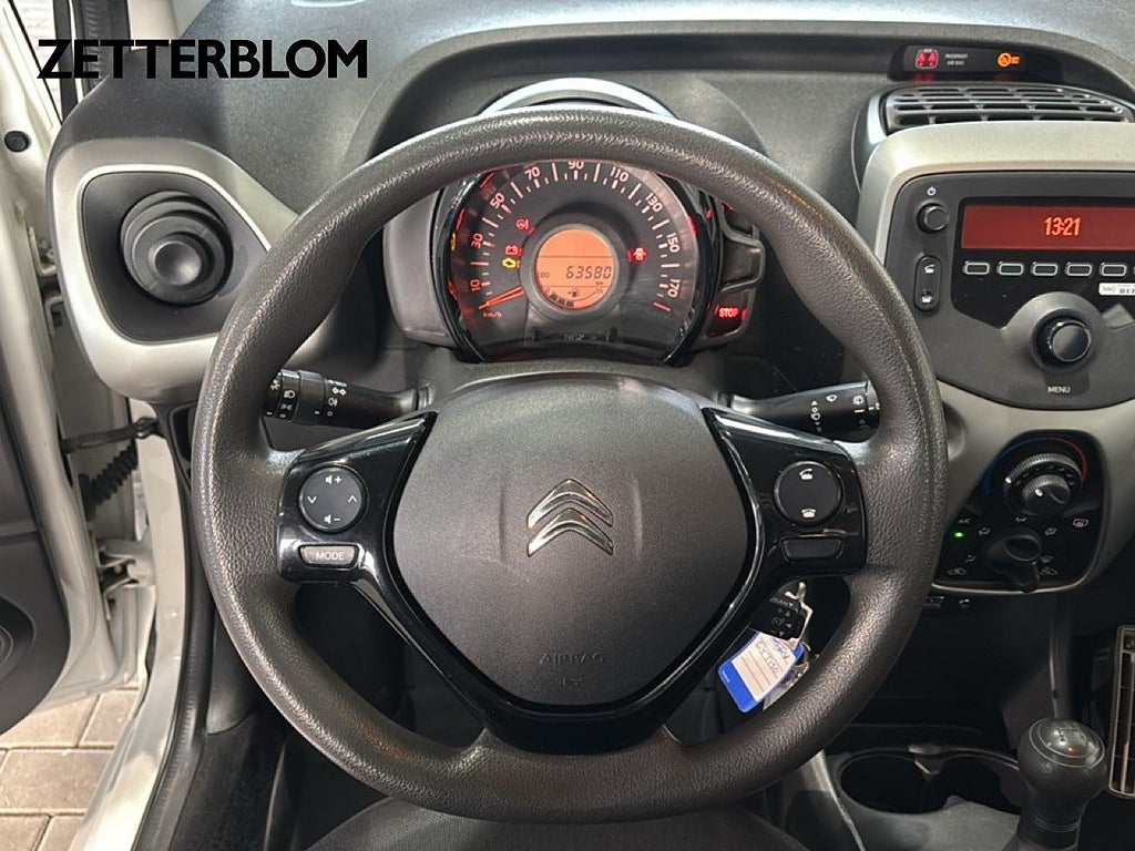 Halvkombi Citroën 1.2 12 av 13