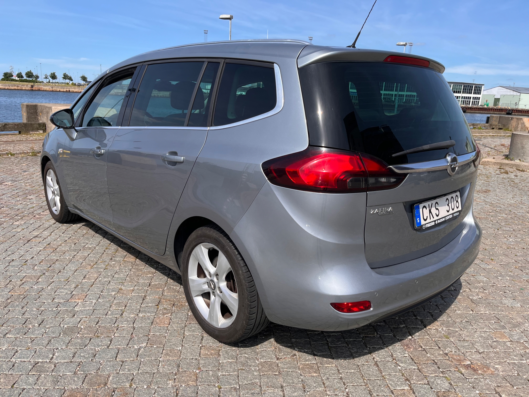 Opel Zafira Tourer 2012, bild 4/36