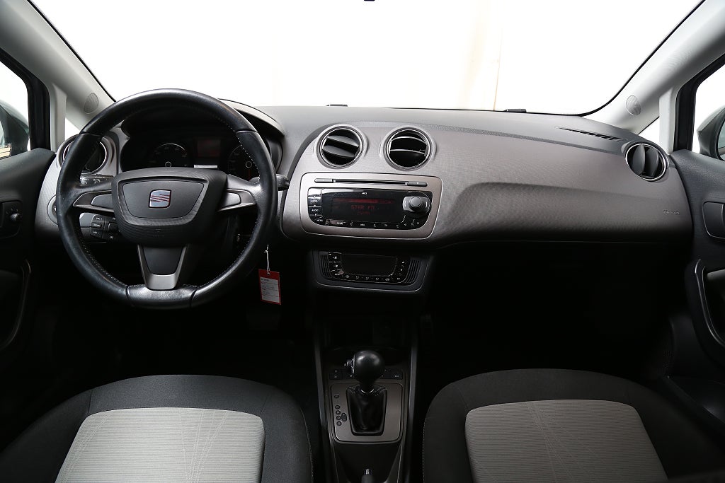 Seat Ibiza 1,2 TSI 105hk Style Aut 5dr P-sensor Motorvärmare Drag 2013
