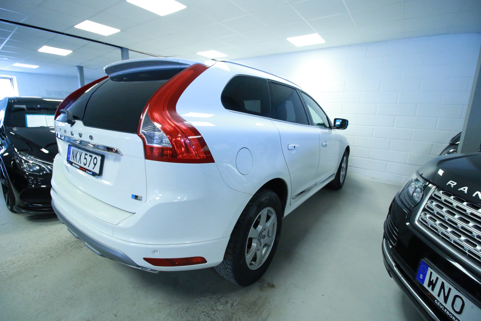 Volvo XC60 D4 AWD 181hk Summum 2014, bild 4/44