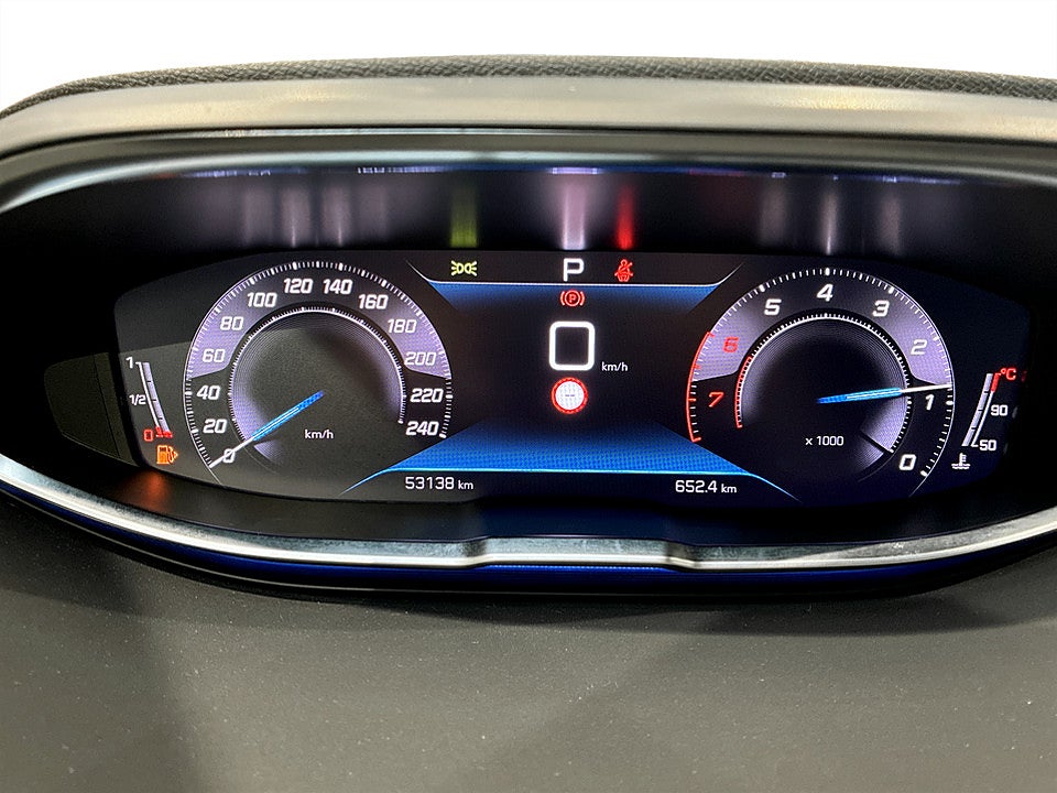 Bild på Peugeot 3008 GT 1.2 PT 130hk Aut DRAGKROK 360-KAMERA CARPLAY