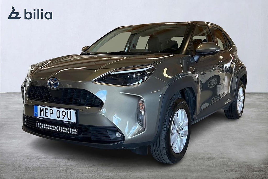 Toyota Yaris Cross YARIS CROSS 1,5 HYBRID ACTIVE AWD-I MO...