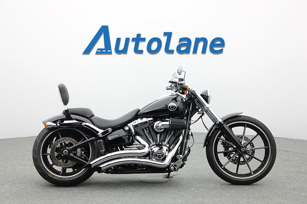 Harley-Davidson Breakout *Vance&Hines Screamin´Eagle